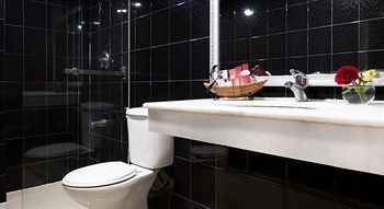 Saga Hotel Хошимин Экстерьер фото