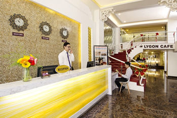 Saga Hotel Хошимин Экстерьер фото